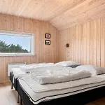 Pet Friendly In With Sauna بيت للعطل